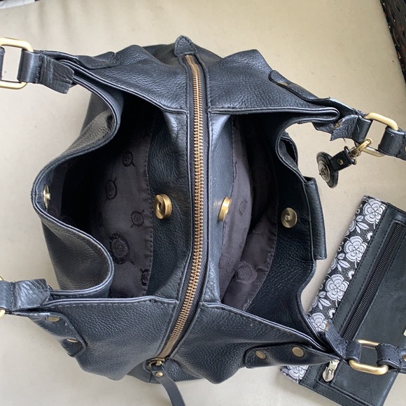 BORN Shoulder Bag with Leather RELIC  Wallet - Picture 7 of 16